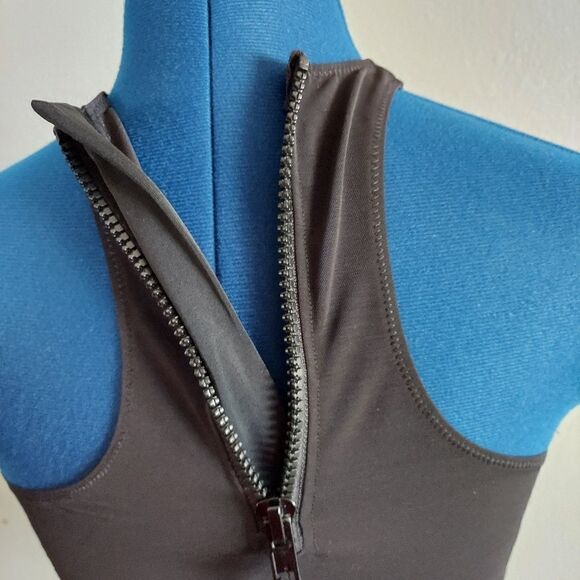 H&M SPORT Black Mesh Back Sports Bra Small - Picture 3 of 6